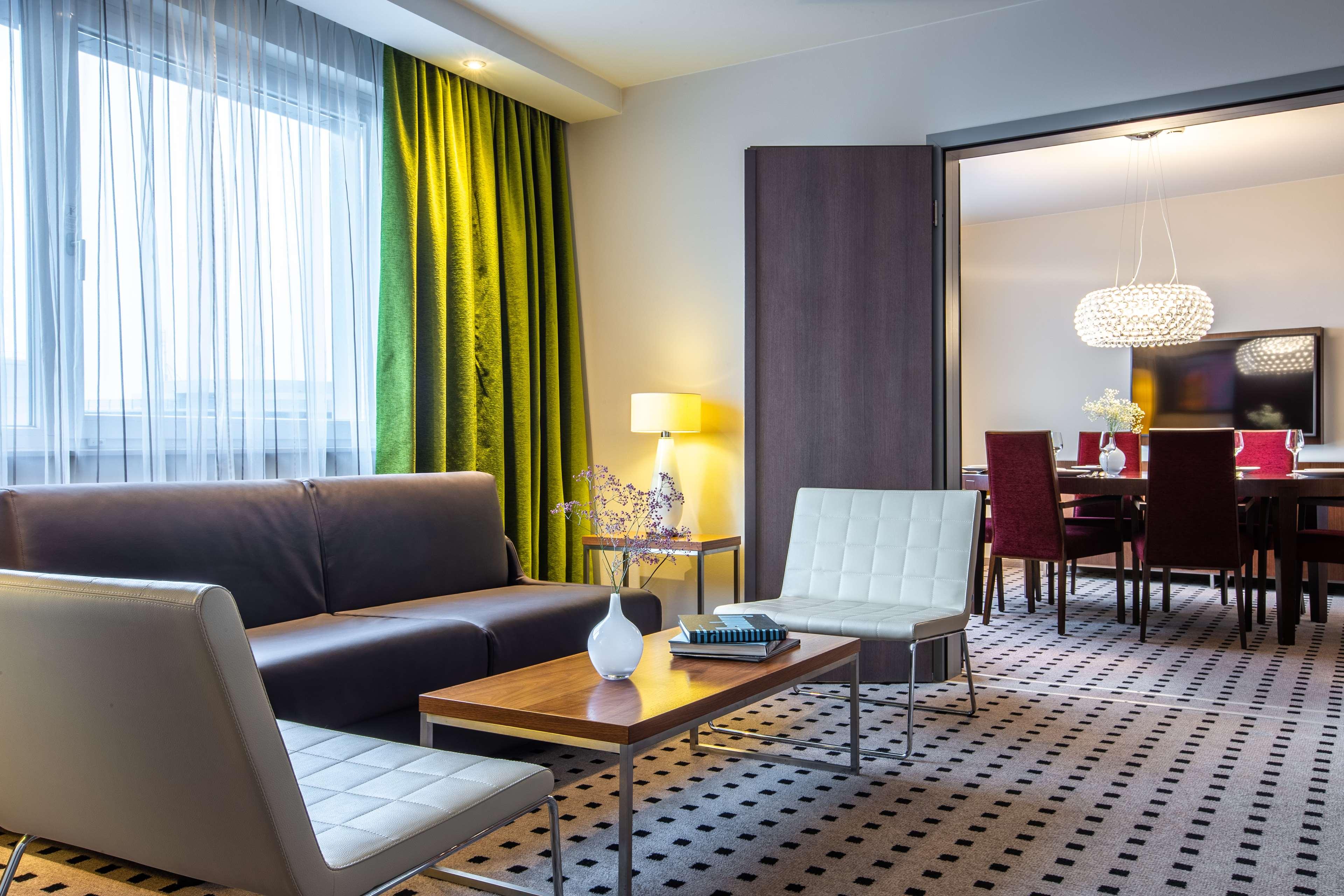 هتل Radisson Blu Hamburg Airport هامبورگ