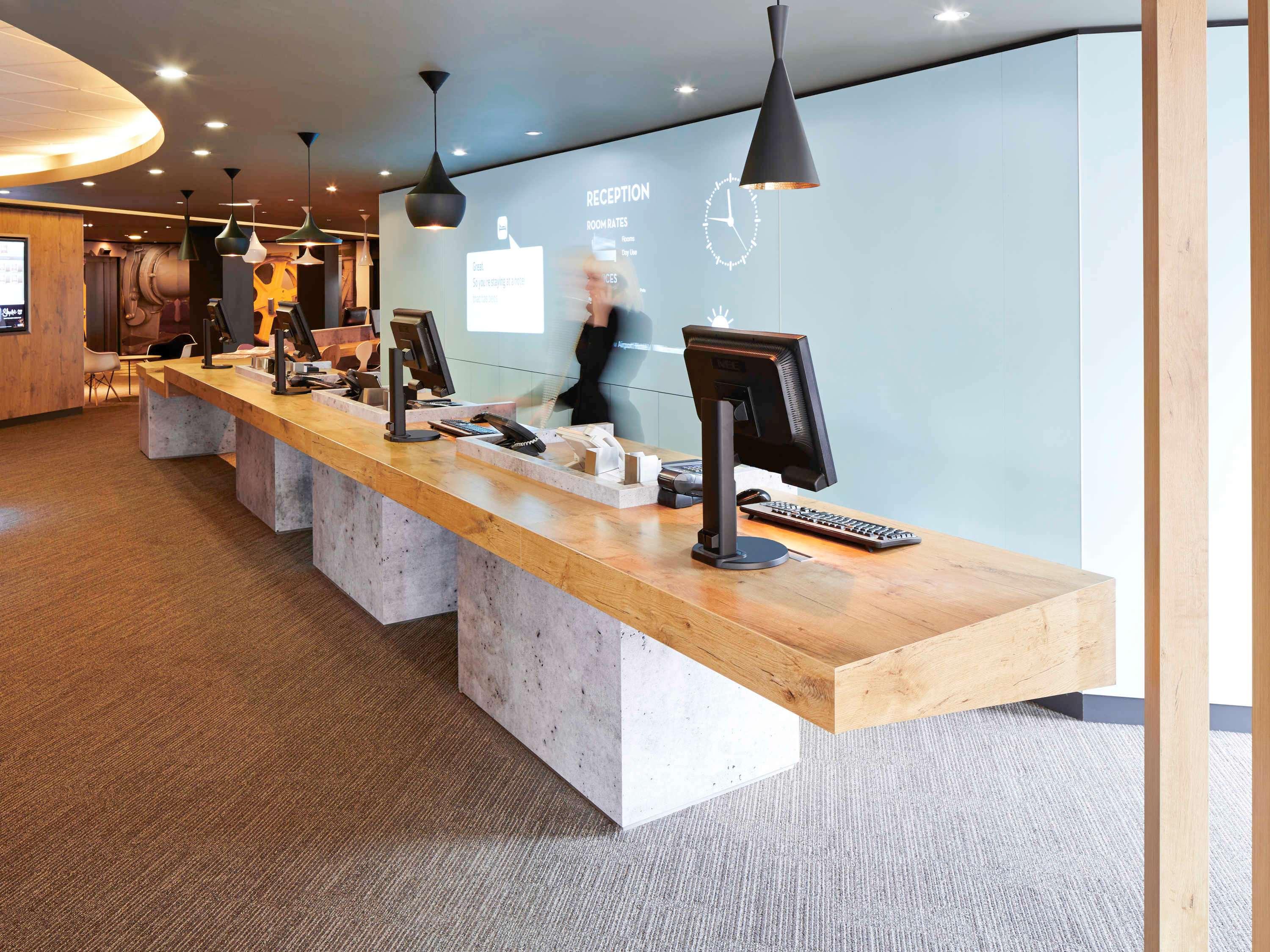 Alibaba https://cdn.alibaba.ir/ostorage/hotel/images/BD52446E/C7B67890F1443A4CE8B52C88557D9D48.jpg