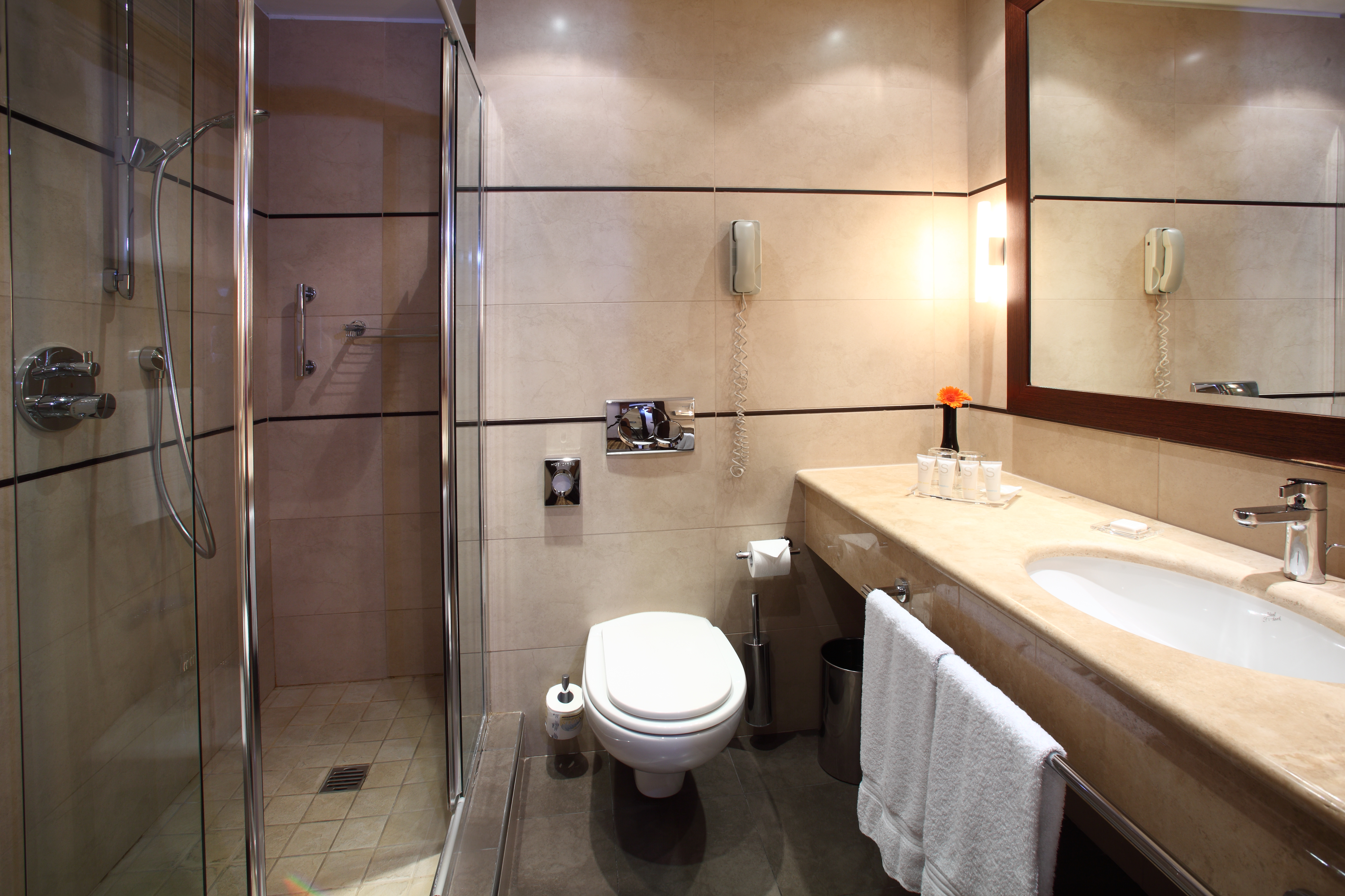 هتل Starhotels Ritz میلان