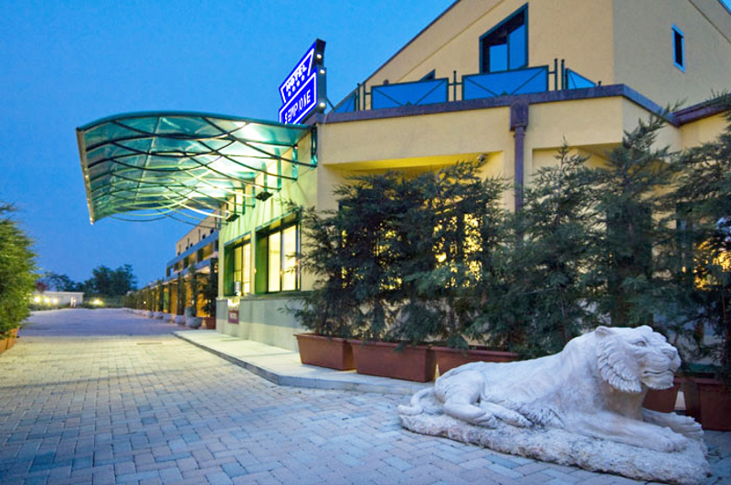 Alibaba https://cdn.alibaba.ir/ostorage/hotel/images/BF34EB24/406DF3B1C45DE8B9740FD2BF3BC27069.jpg