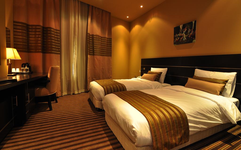 هتل One to One Aldar Hotel شارجه