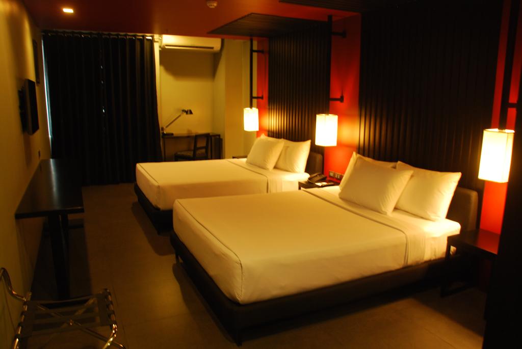 هتل Amelie Hotel Manila مانیلا