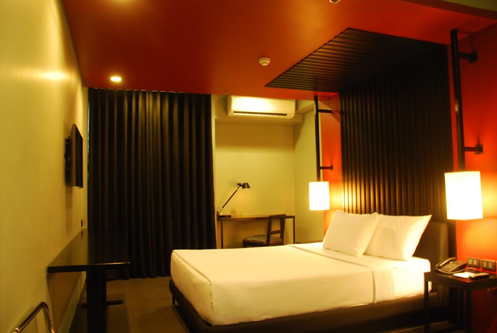 هتل Amelie Hotel Manila مانیلا