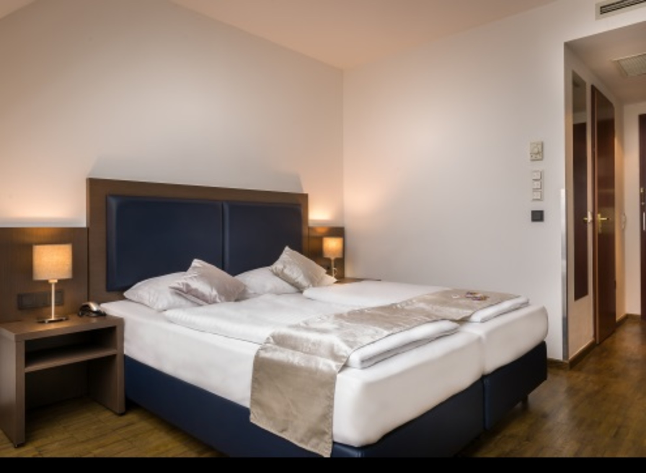 هتل Novum Hotel Imperial Frankfurt فرانکفورت