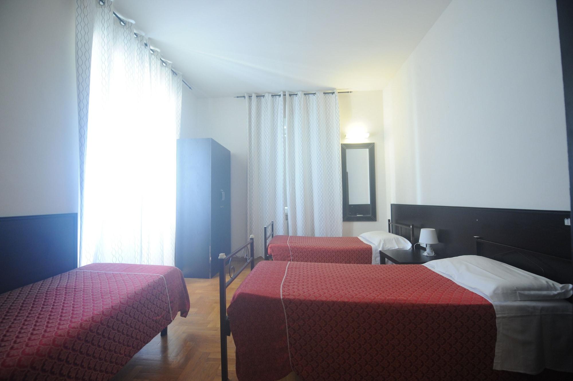 هتل Hostel Beauty رم