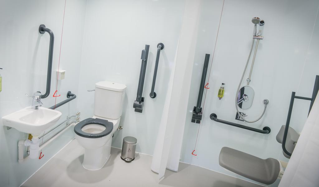 هتل Easyhotel Manchester منچستر