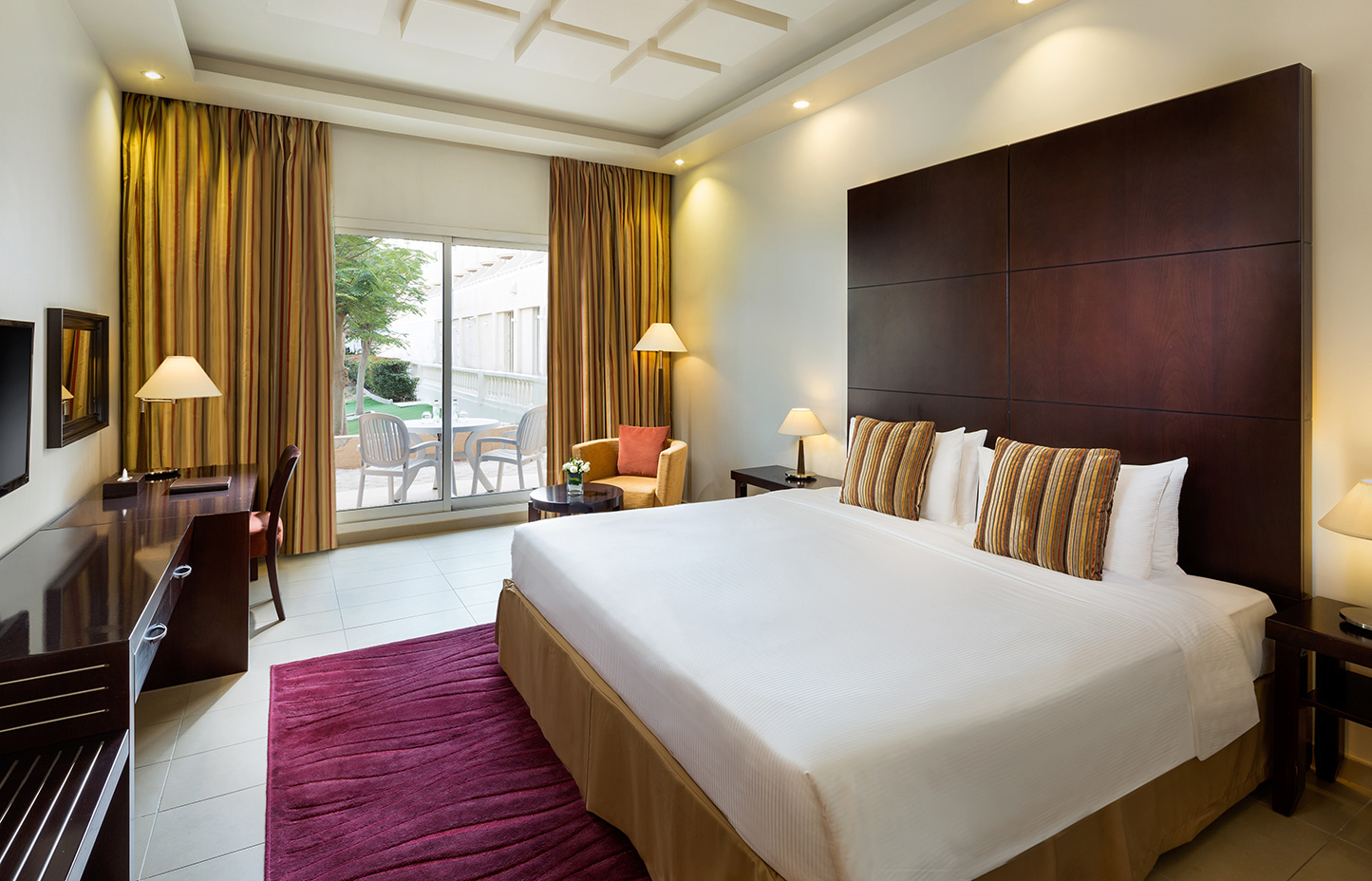هتل Millennium Central Mafraq Hotel ابوظبی