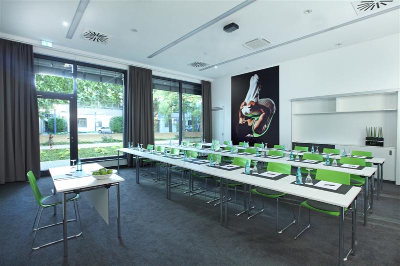 هتل Lindner Hotel & Sports Academy فرانکفورت