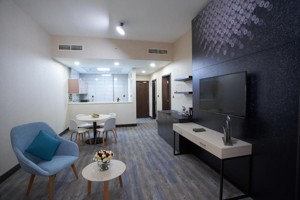 هتل Time Express Hotel Al Khan شارجه