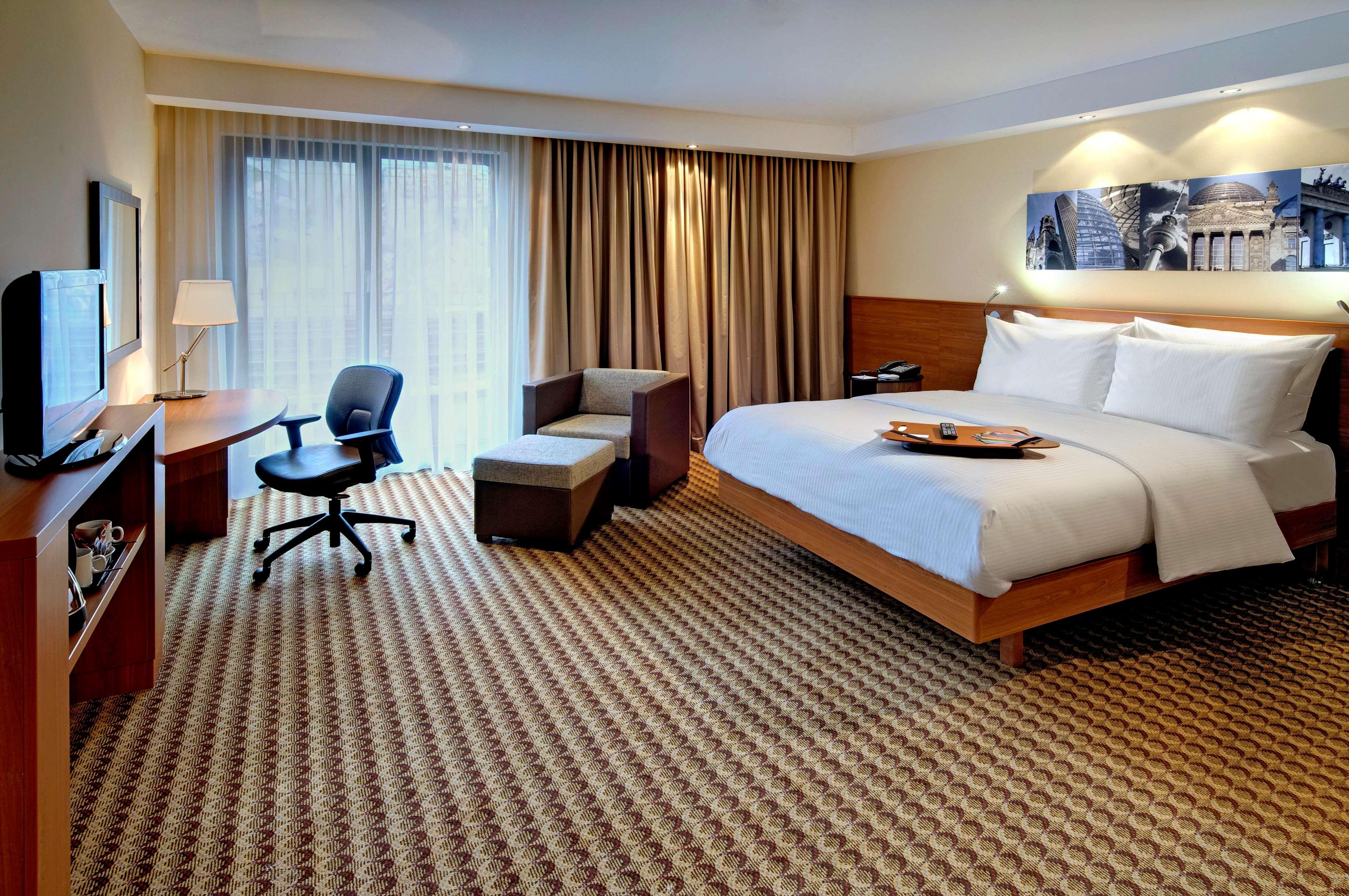 هتل Hampton by Hilton Berlin City West برلین