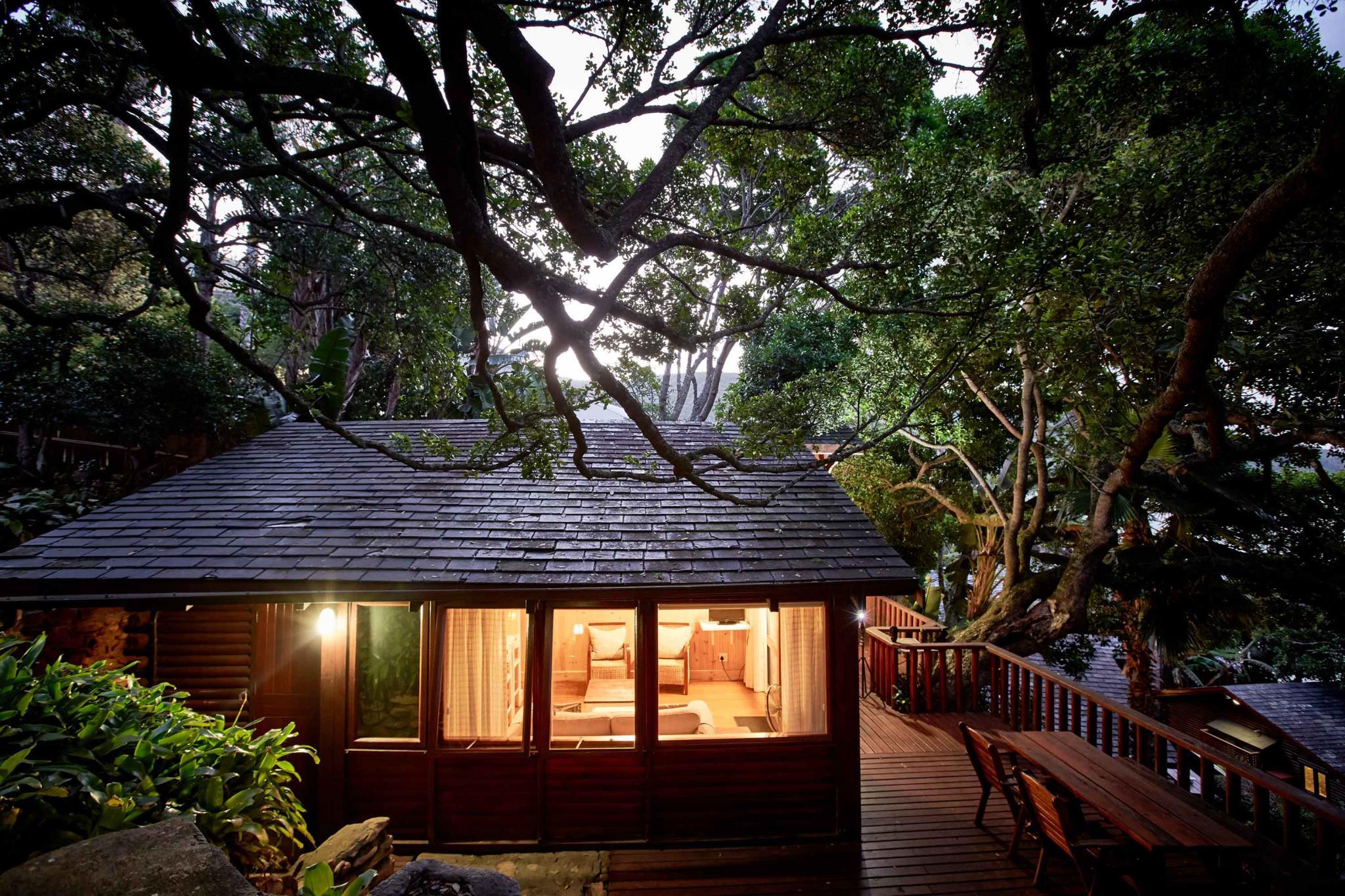 هتل Under Milkwood Resort Knysna