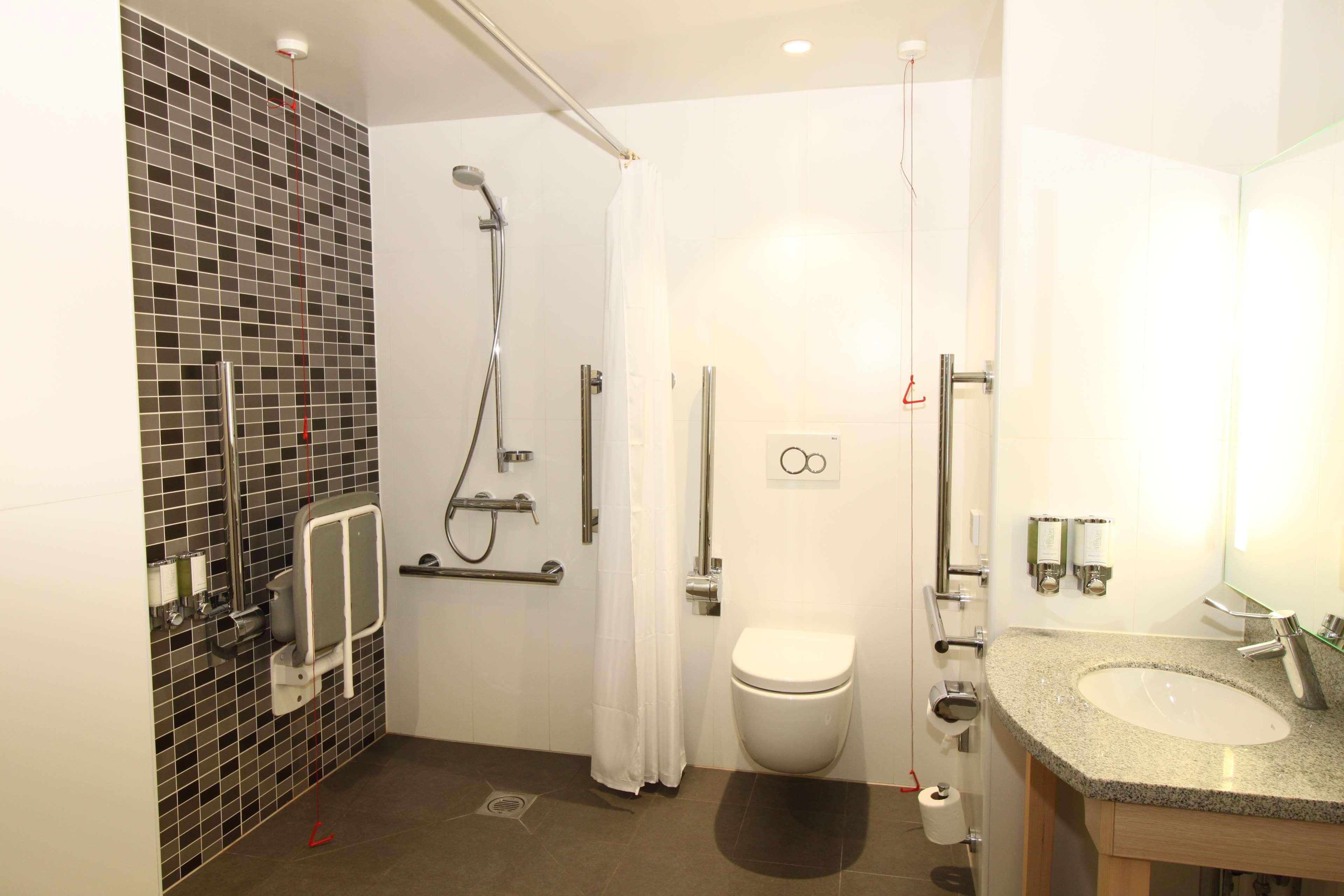 هتل Hampton by Hilton London Docklands لندن