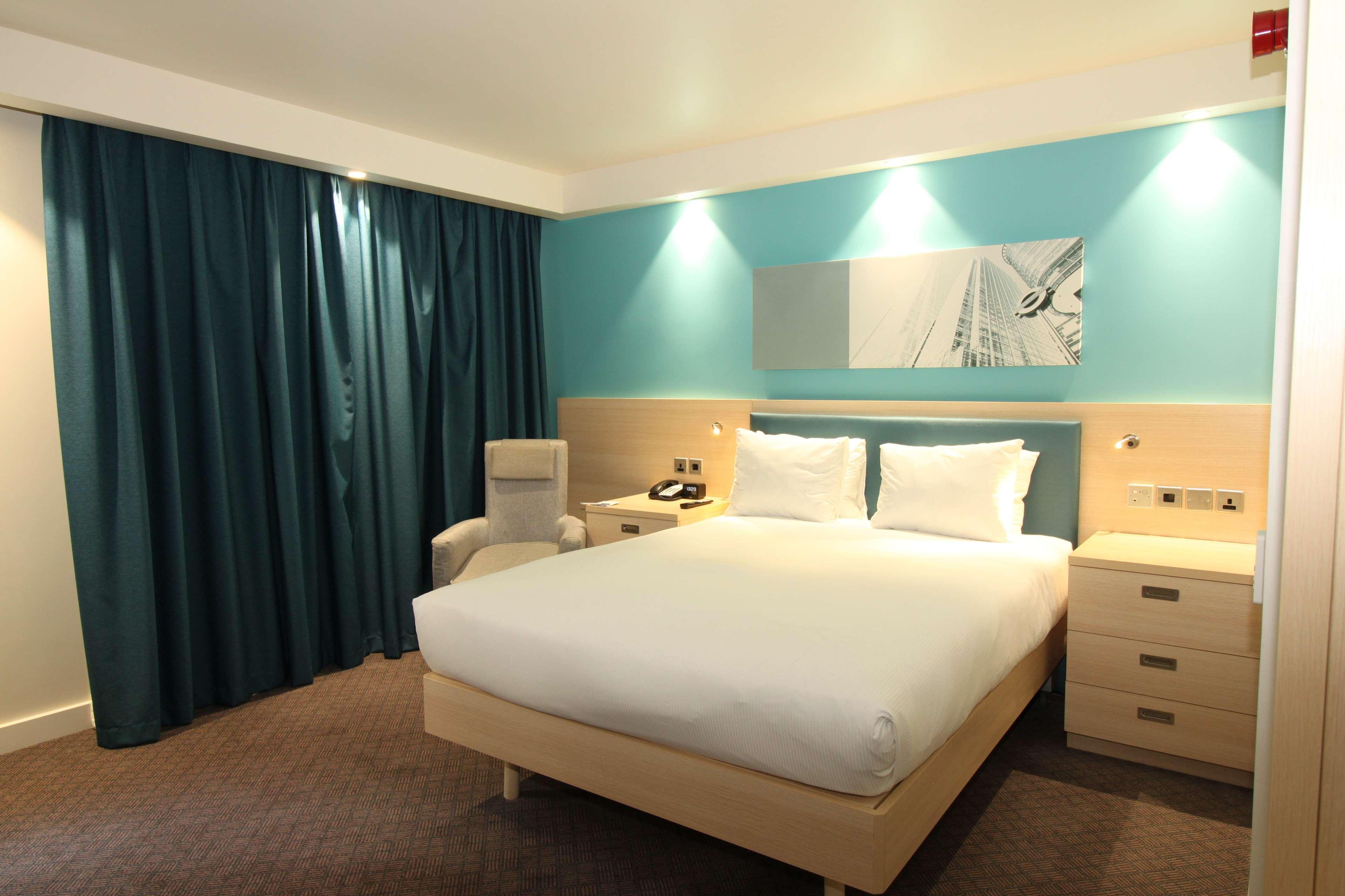 هتل Hampton by Hilton London Docklands لندن