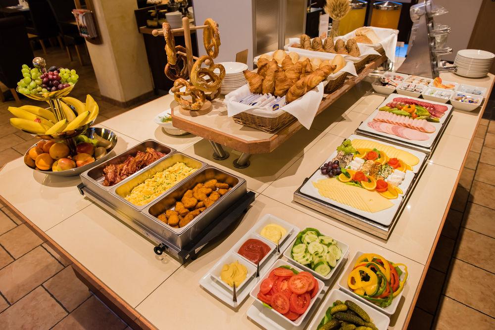 هتل Hotel Royal مونیخ