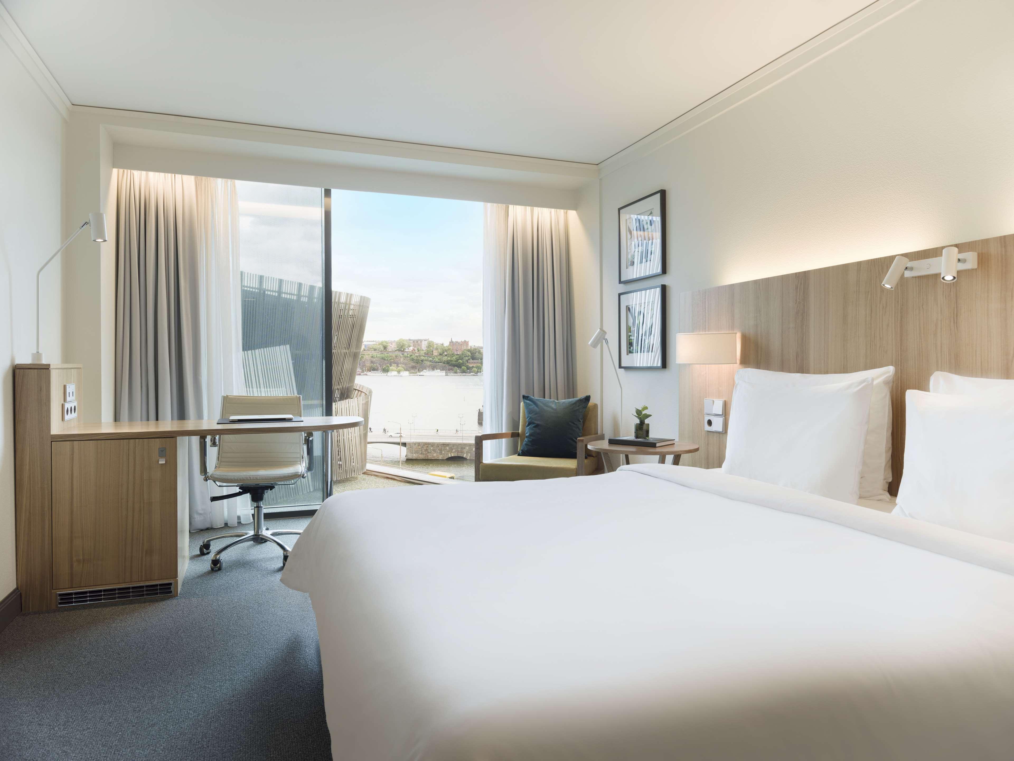 هتل Radisson Blu Waterfront استکهلم