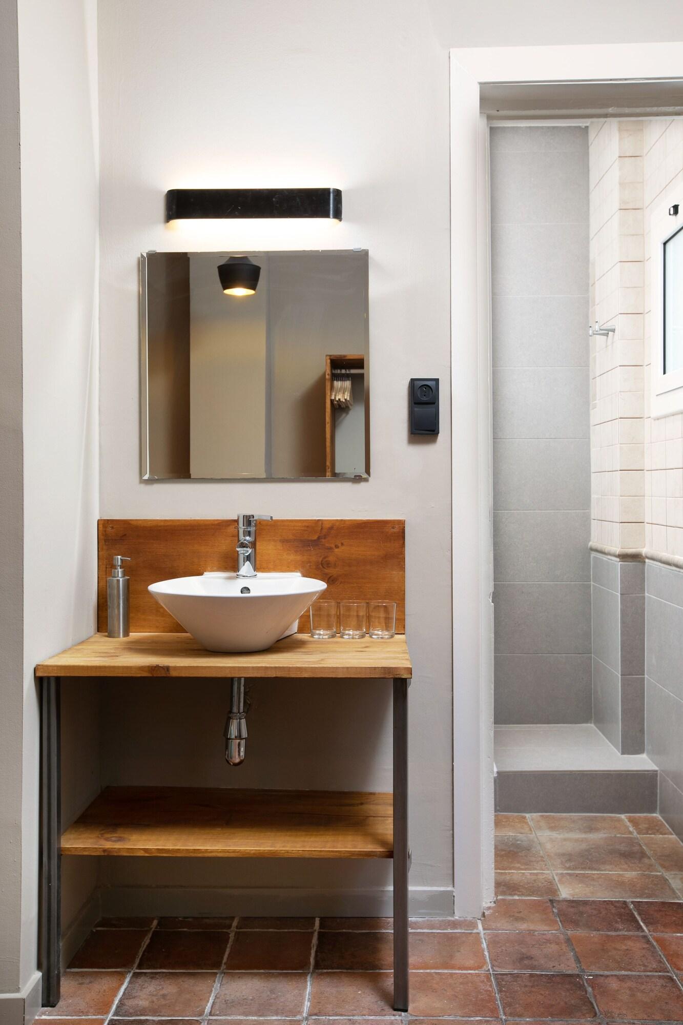 هتل Jardinets Guest House بارسلونا