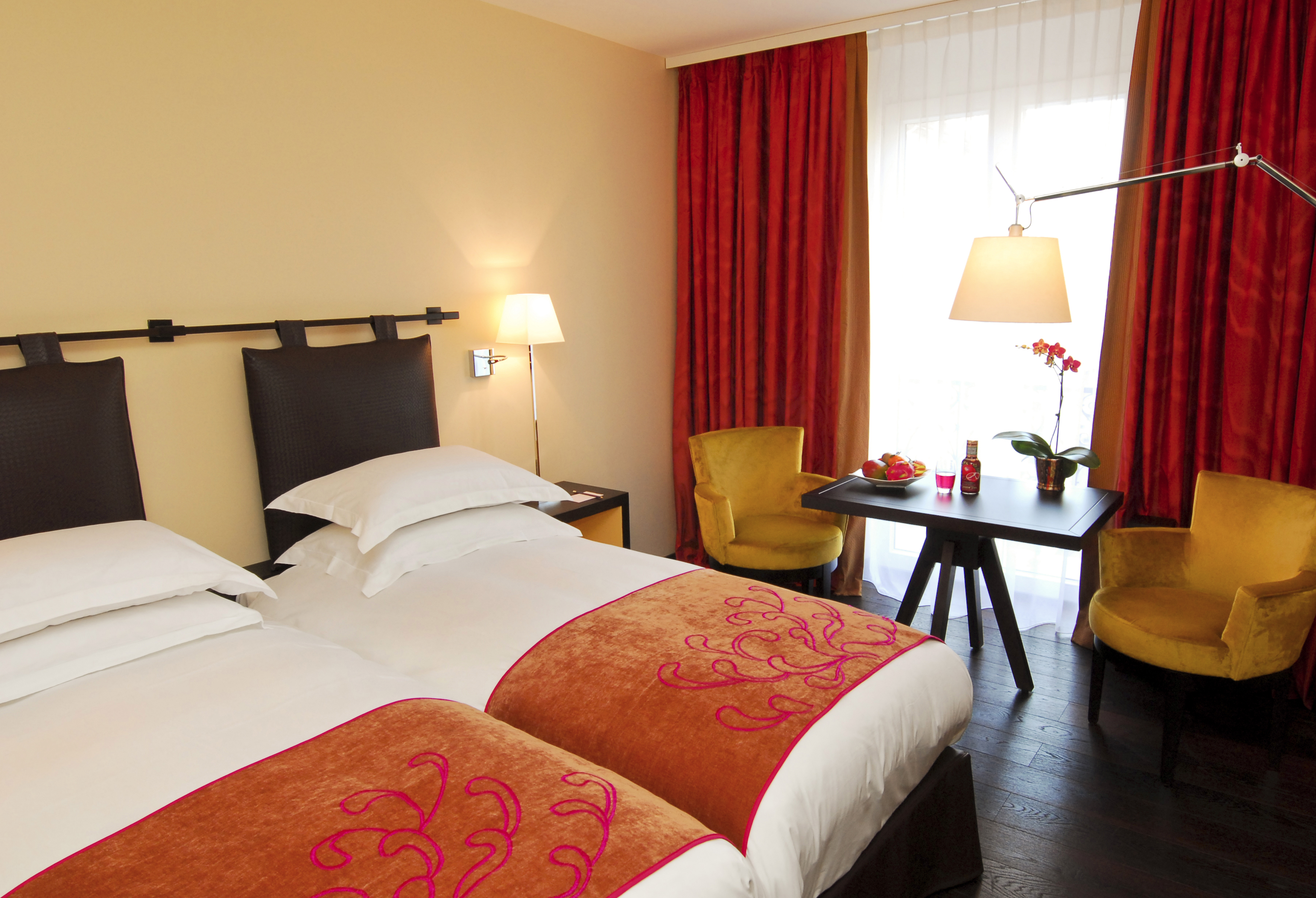 هتل Eastwest ژنو