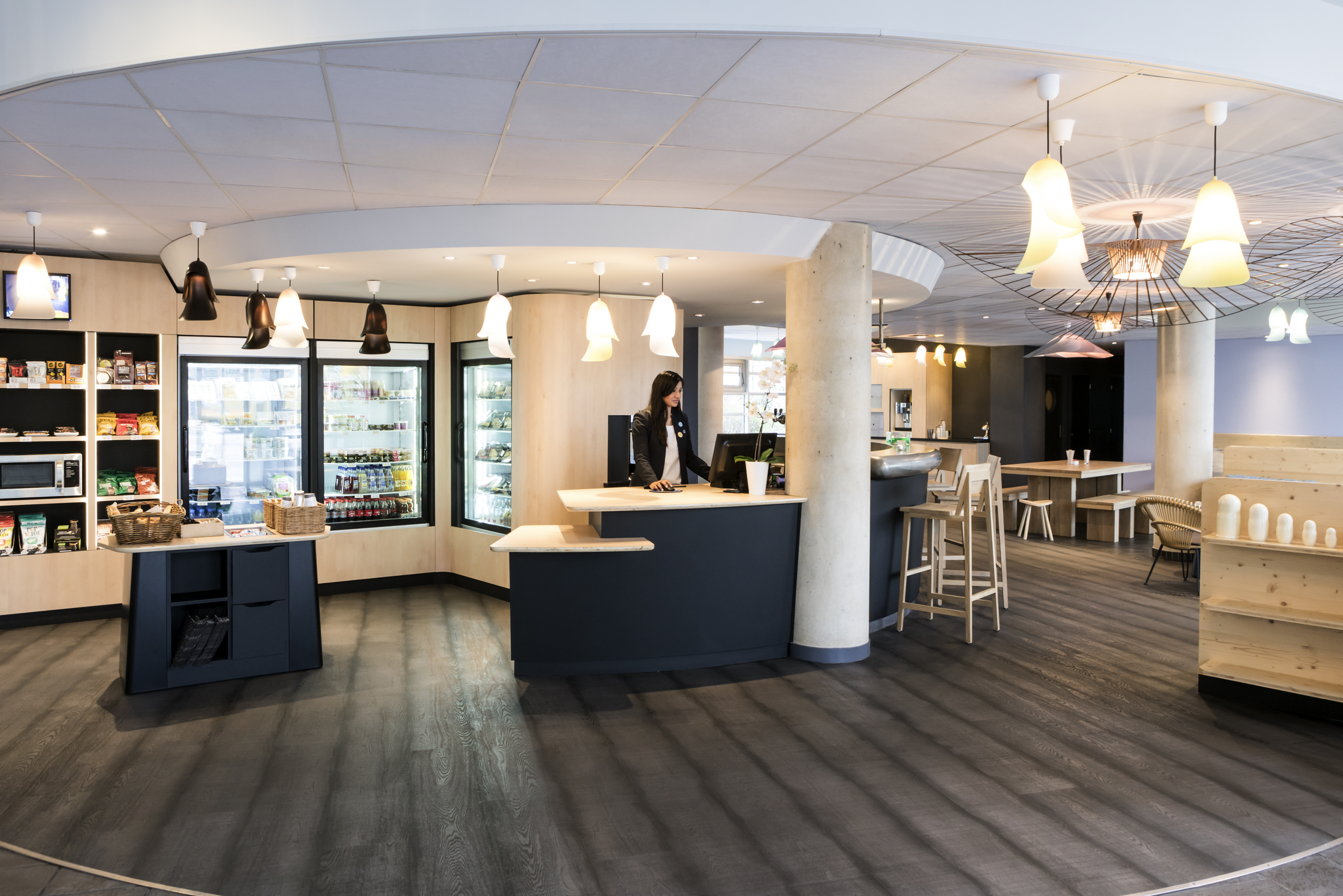 Alibaba https://cdn.alibaba.ir/ostorage/hotel/images/C5E29AEF/217638E55BBB98F752F248AB09103127.jpg