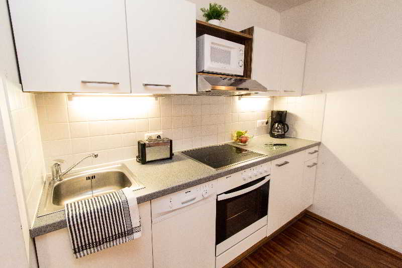 هتل Royal Living Apartments وین