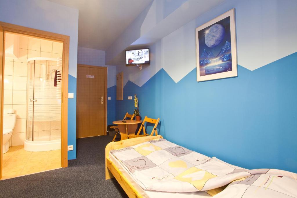 هتل Moon Hostel کراکو
