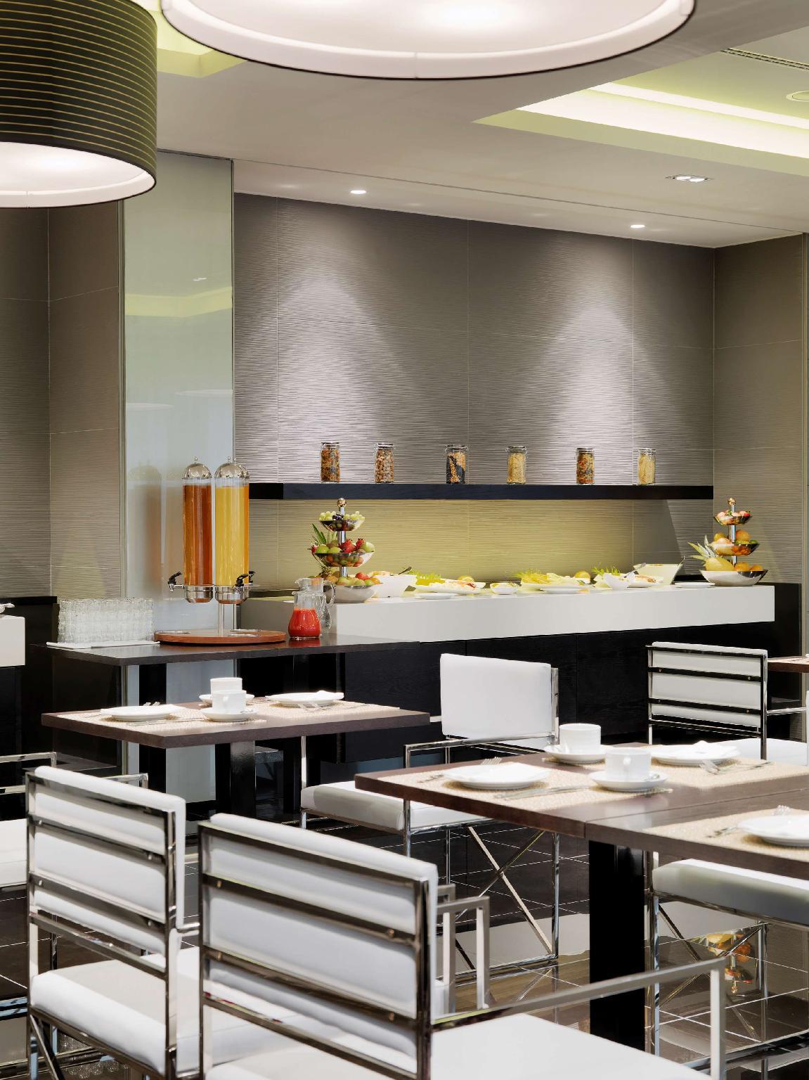 هتل H10 Berlin Ku'damm برلین