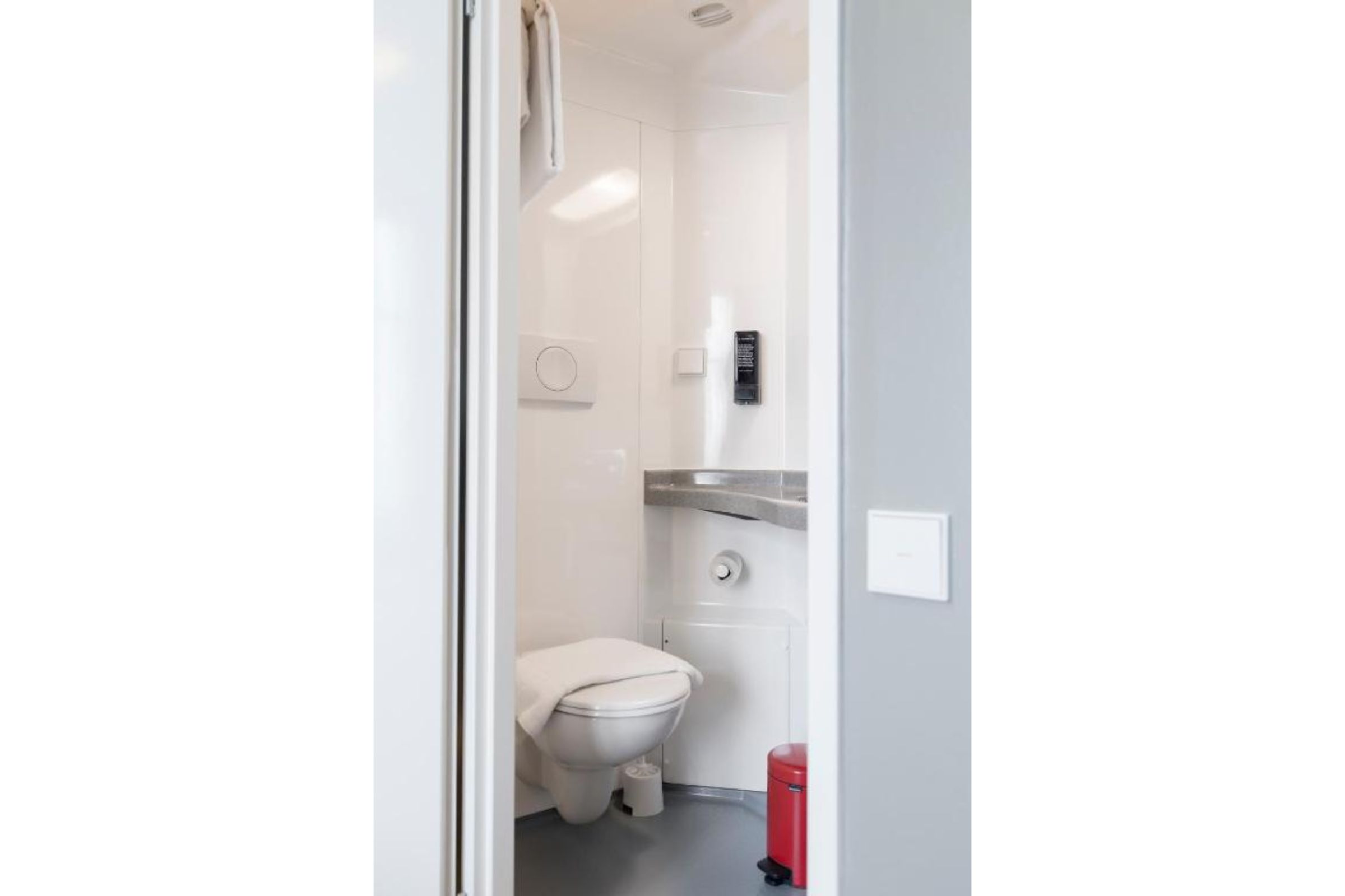 هتل Generator Hamburg هامبورگ