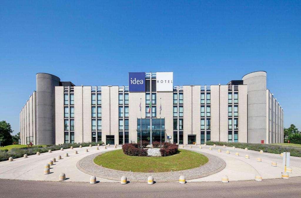 Alibaba https://cdn.alibaba.ir/ostorage/hotel/images/C76CC174/A1A20C2B8101209C679DDB1F390C0C53.jpg