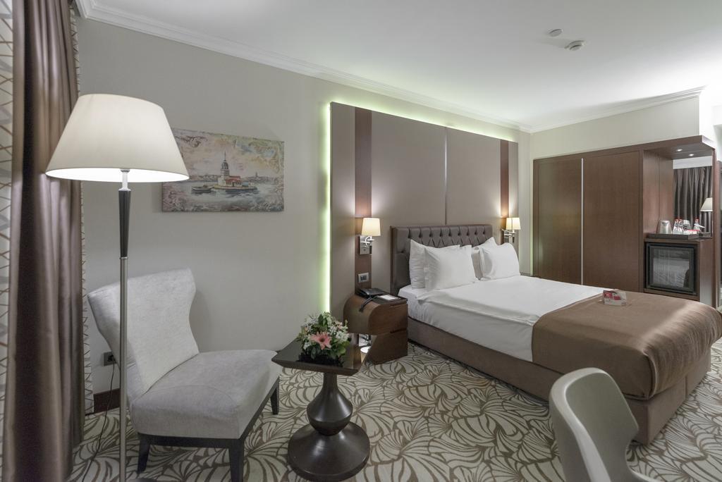 تصاویر Hotel Ramada Hotel & Suites by Wyndham Istanbul Merter
