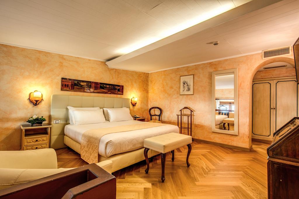 هتل Hotel Croce di Malta فلورانس