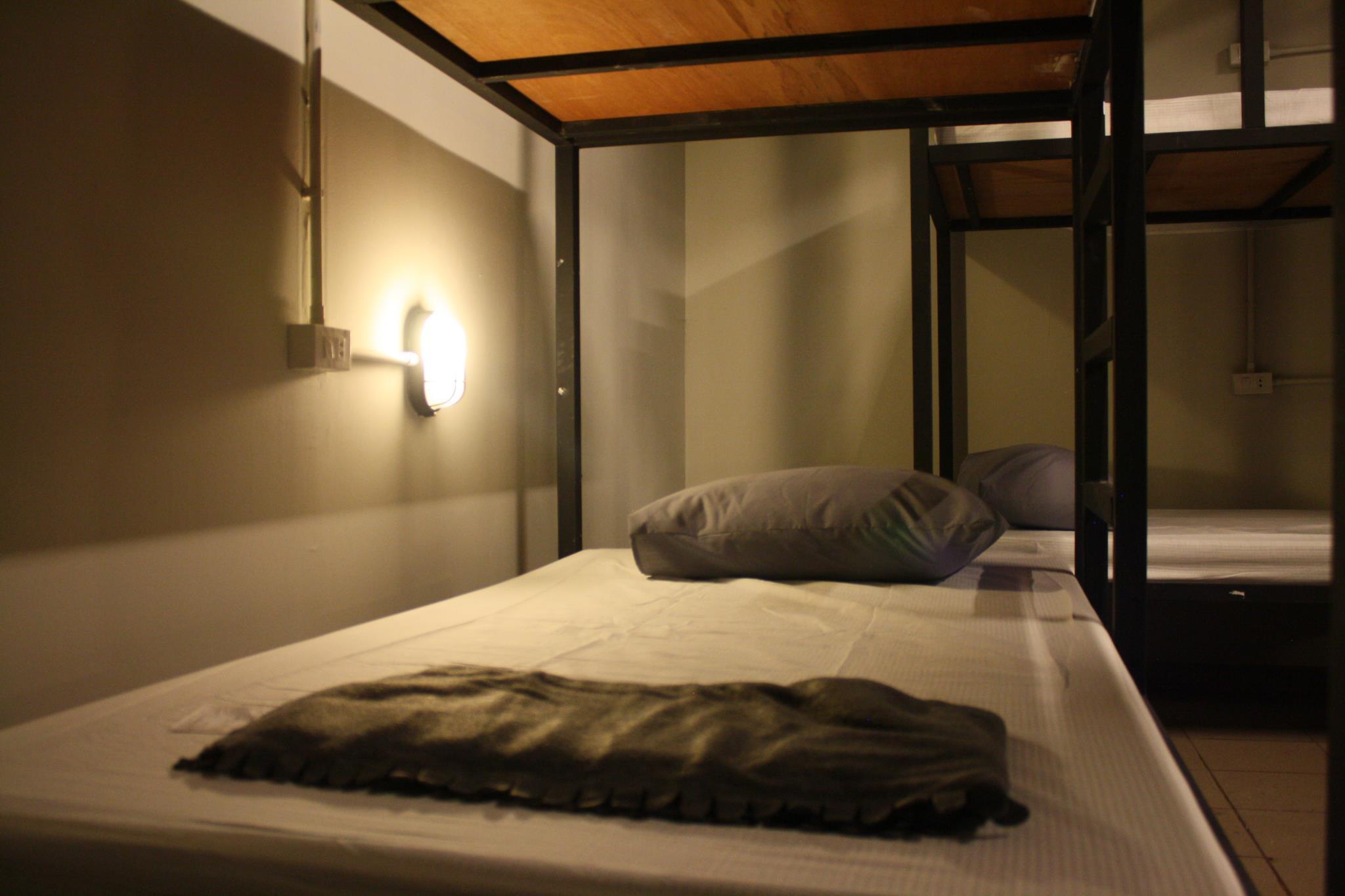 هتل The Mixx Hostel بانگکوک