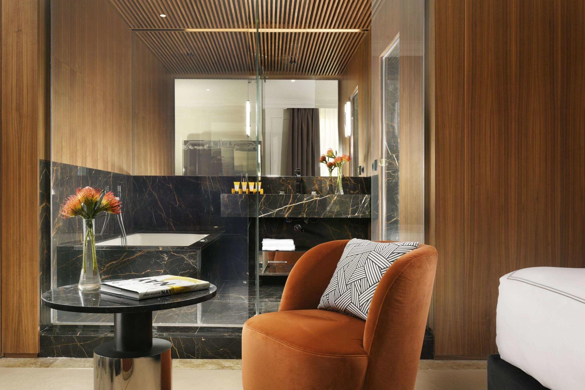 هتل The Pavilions Rome, The First Dolce رم