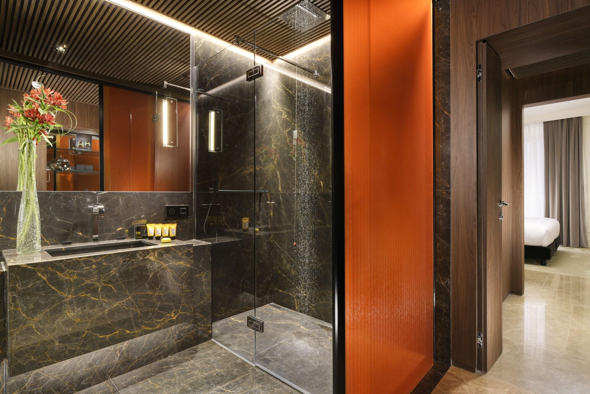 هتل The Pavilions Rome, The First Dolce رم