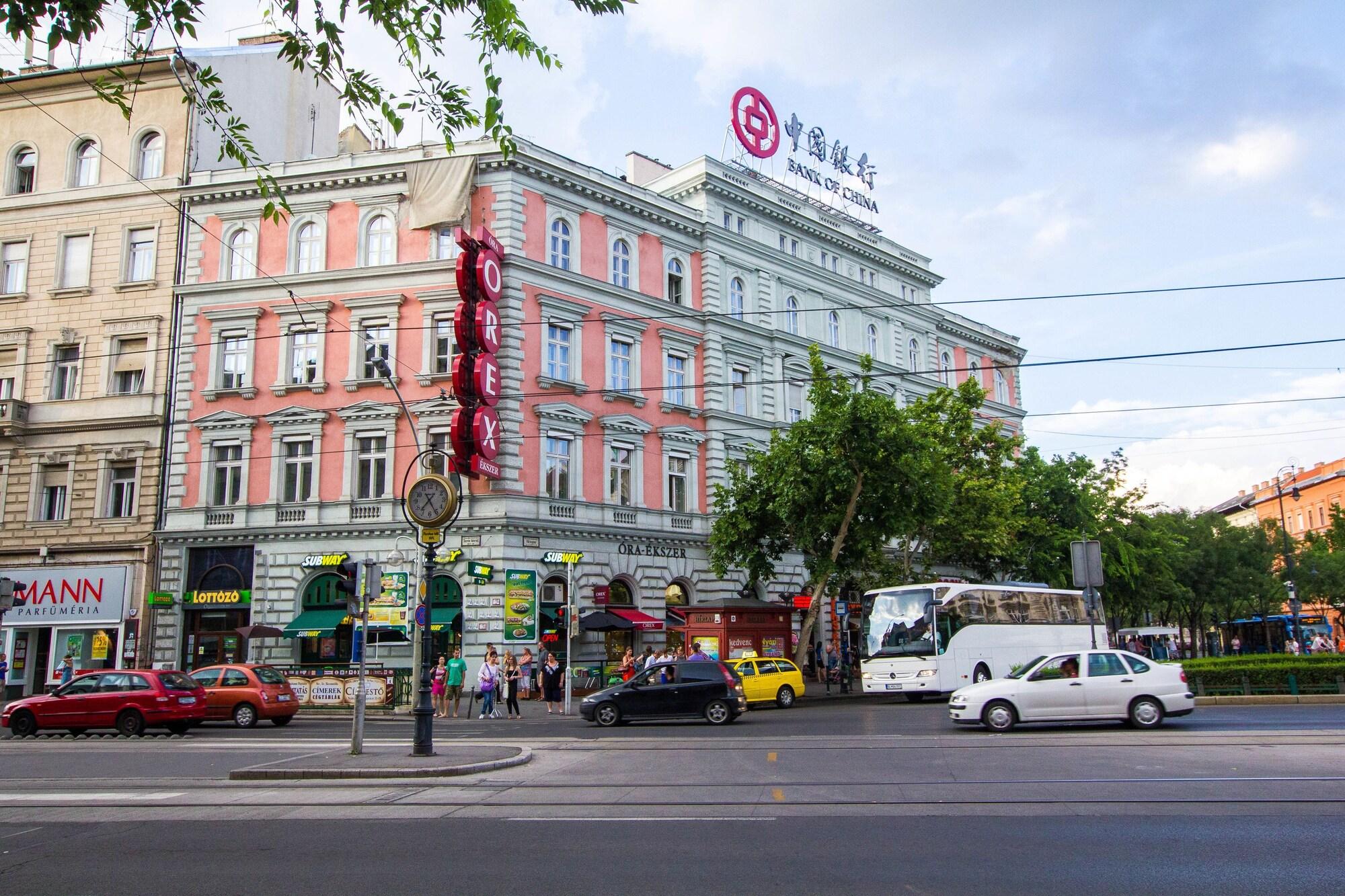 Alibaba https://cdn.alibaba.ir/ostorage/hotel/images/CA5B2E71/D50DDCB0B221923786211EE65890C256.jpg