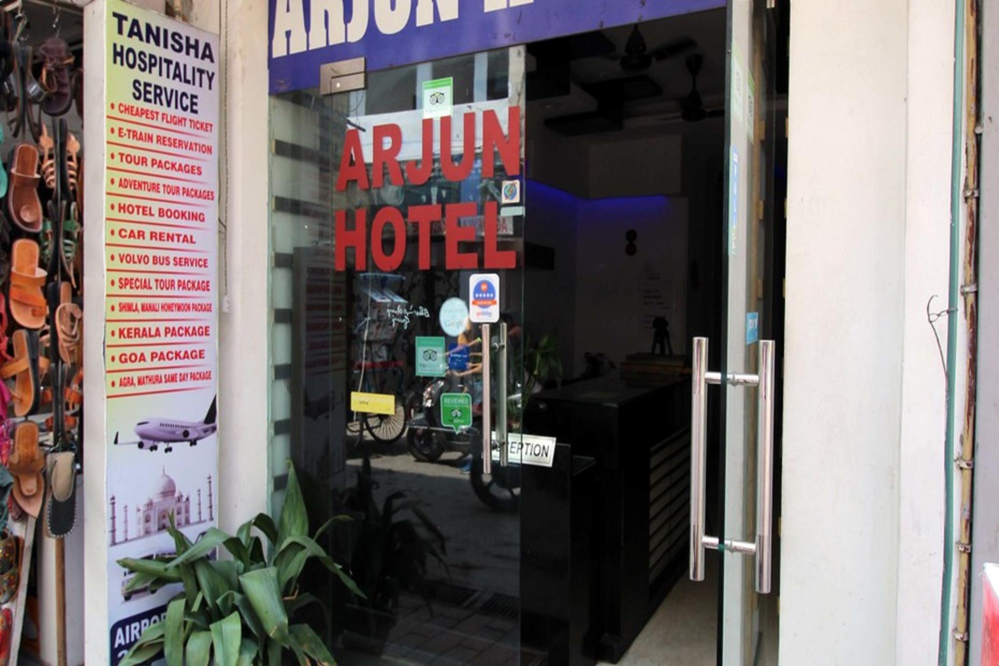 هتل Hotel Arjun New Delhi