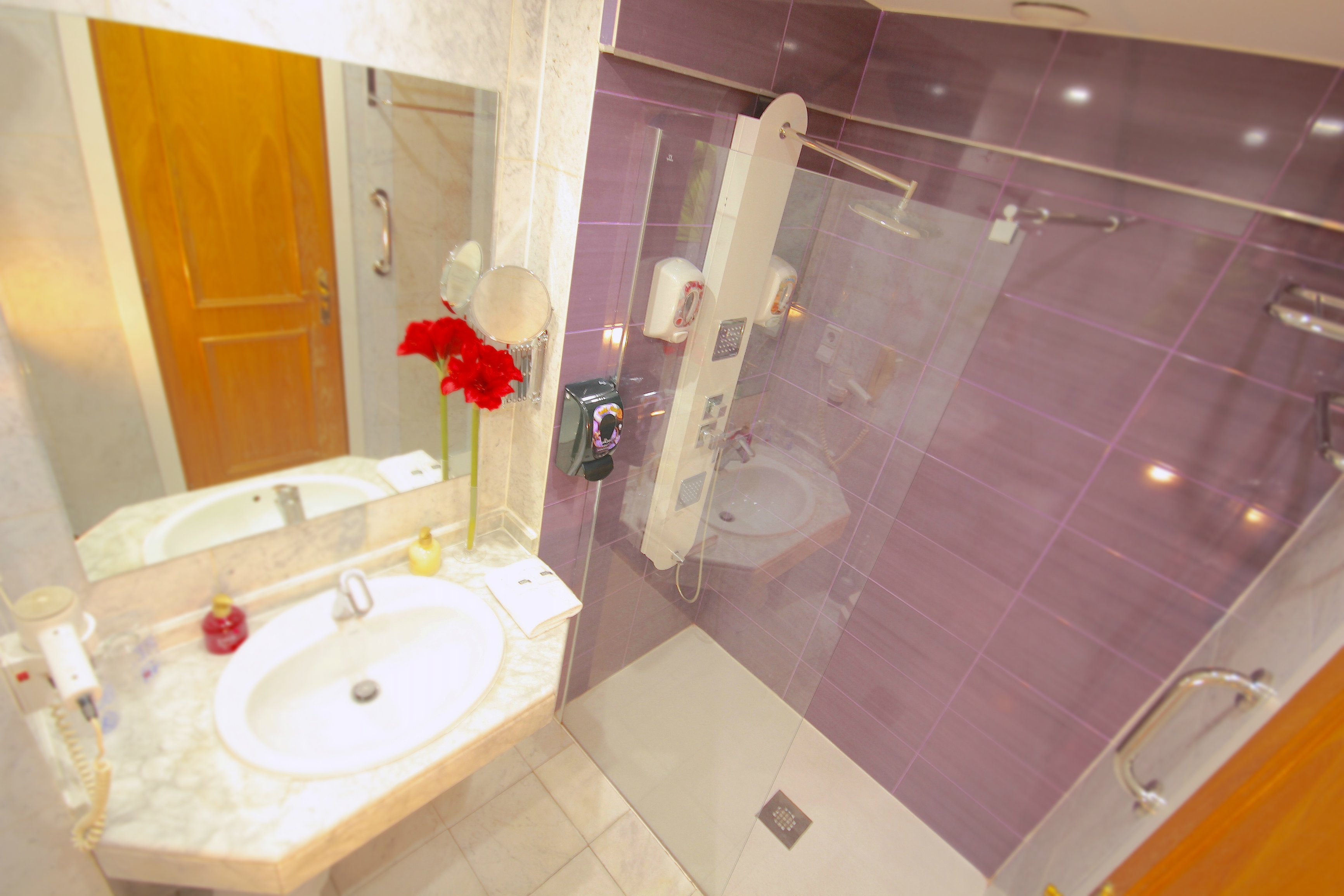 Alibaba https://cdn.alibaba.ir/ostorage/hotel/images/CB8FF0ED/7CA3444C196EE76FF073BDAB20880AC3.jpg