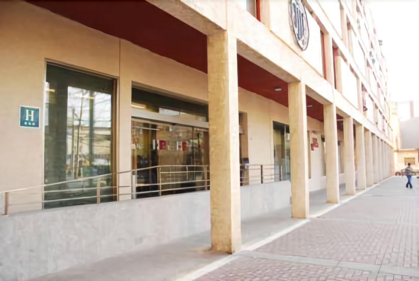 هتل Pere III El Gran Vilafranca del Penedès