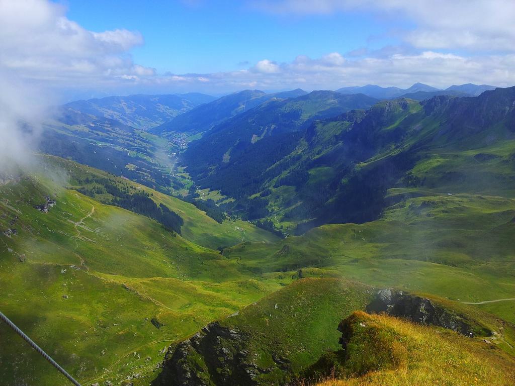 هتل eva,VILLAGE Saalbach