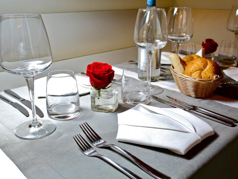 Alibaba https://cdn.alibaba.ir/ostorage/hotel/images/CD0CBCA4/4CB062A09AE757162DA1F34D7727D2D5.jpg