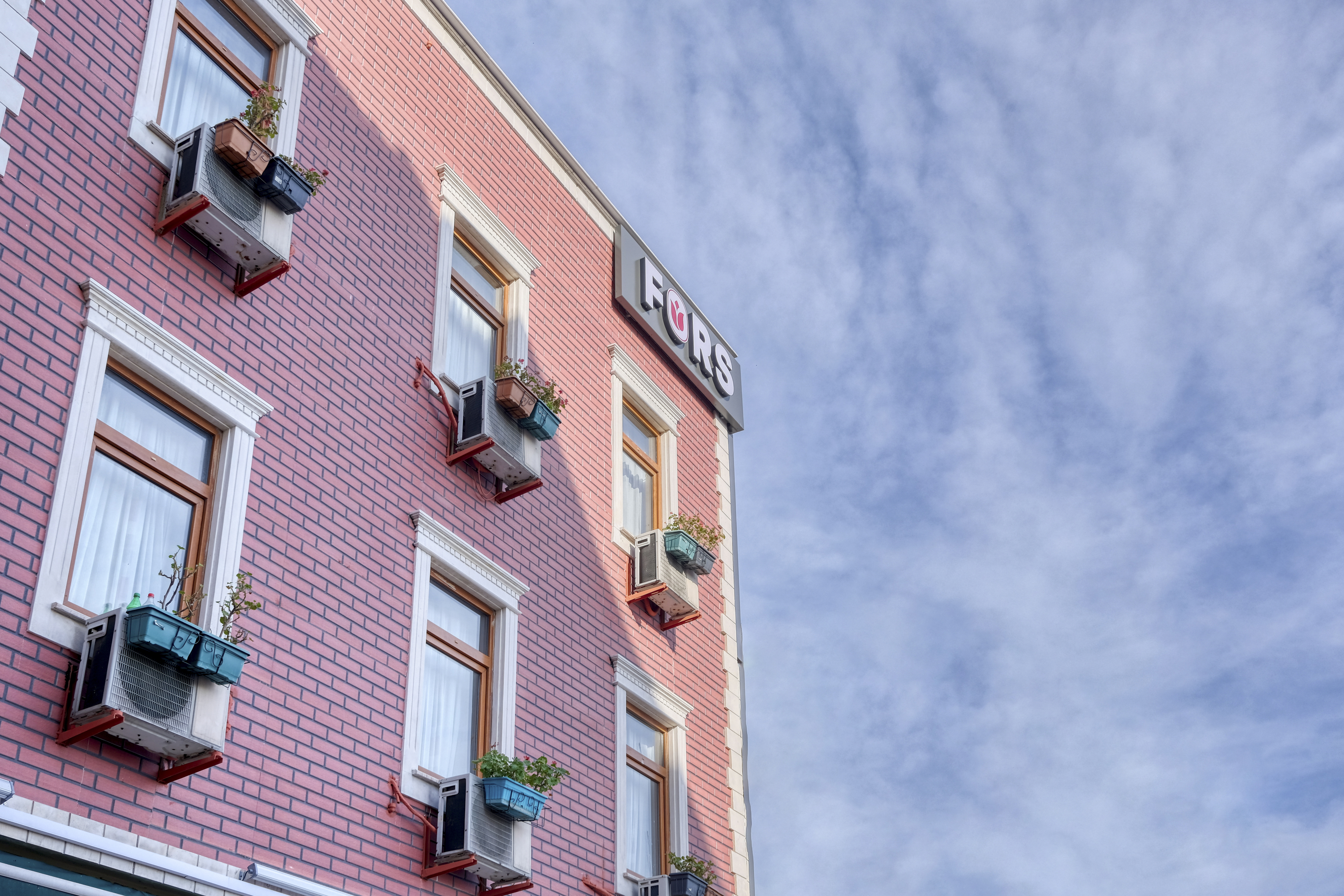 Alibaba https://cdn.alibaba.ir/ostorage/hotel/images/CE0C215F/44C6201C3B5ADBC6B963A32BA9E46A55.jpg
