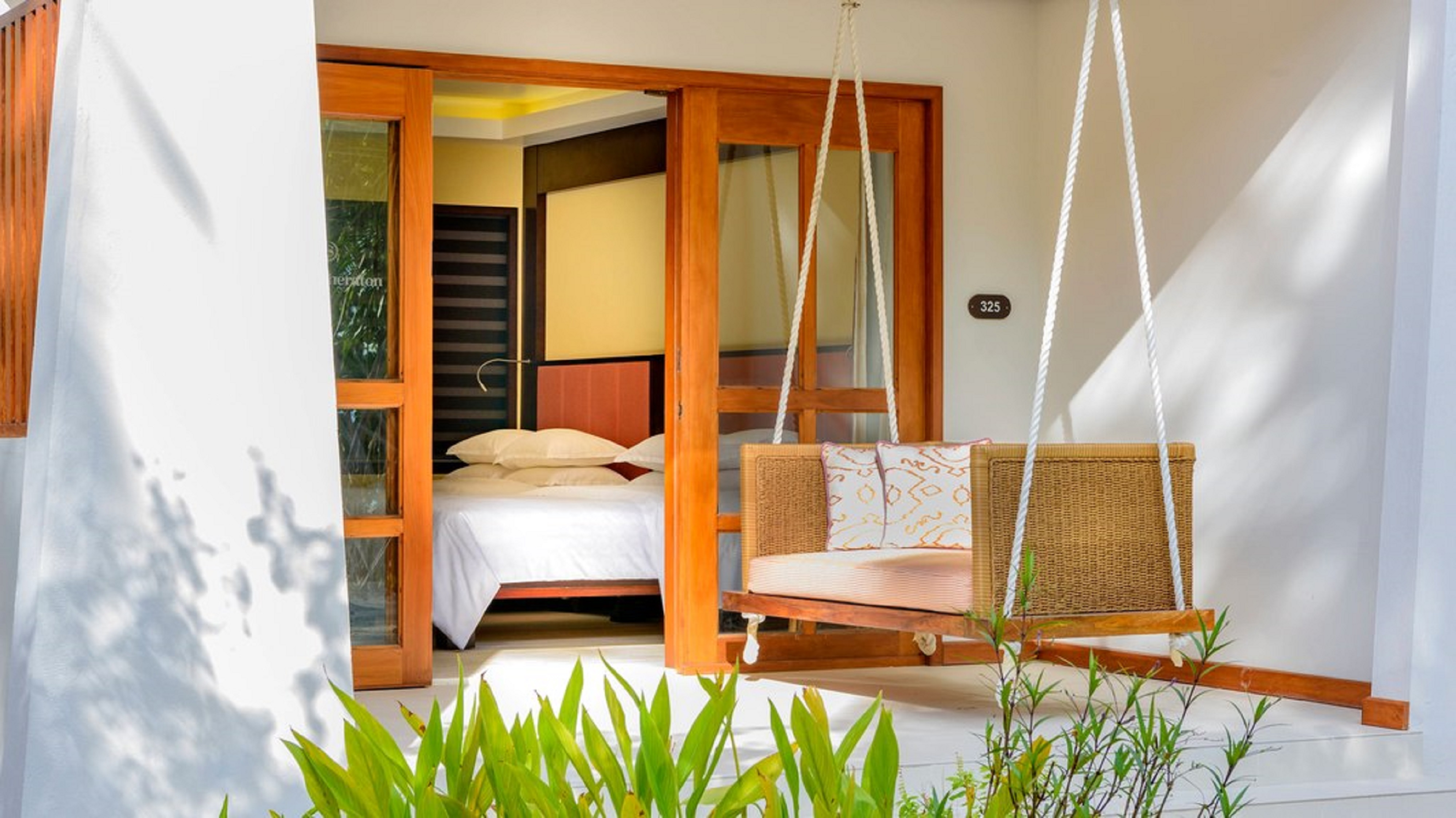 هتل Sheraton Maldives Full Moon Resort & Spa Furan-nafushi
