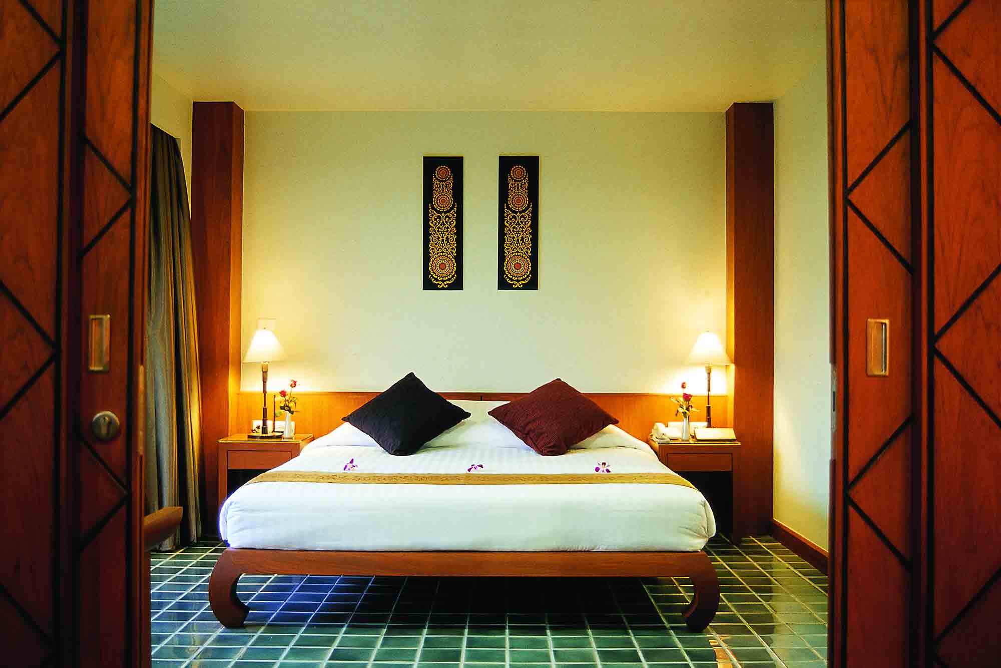 هتل The Royal Paradise Hotel & Spa Patong