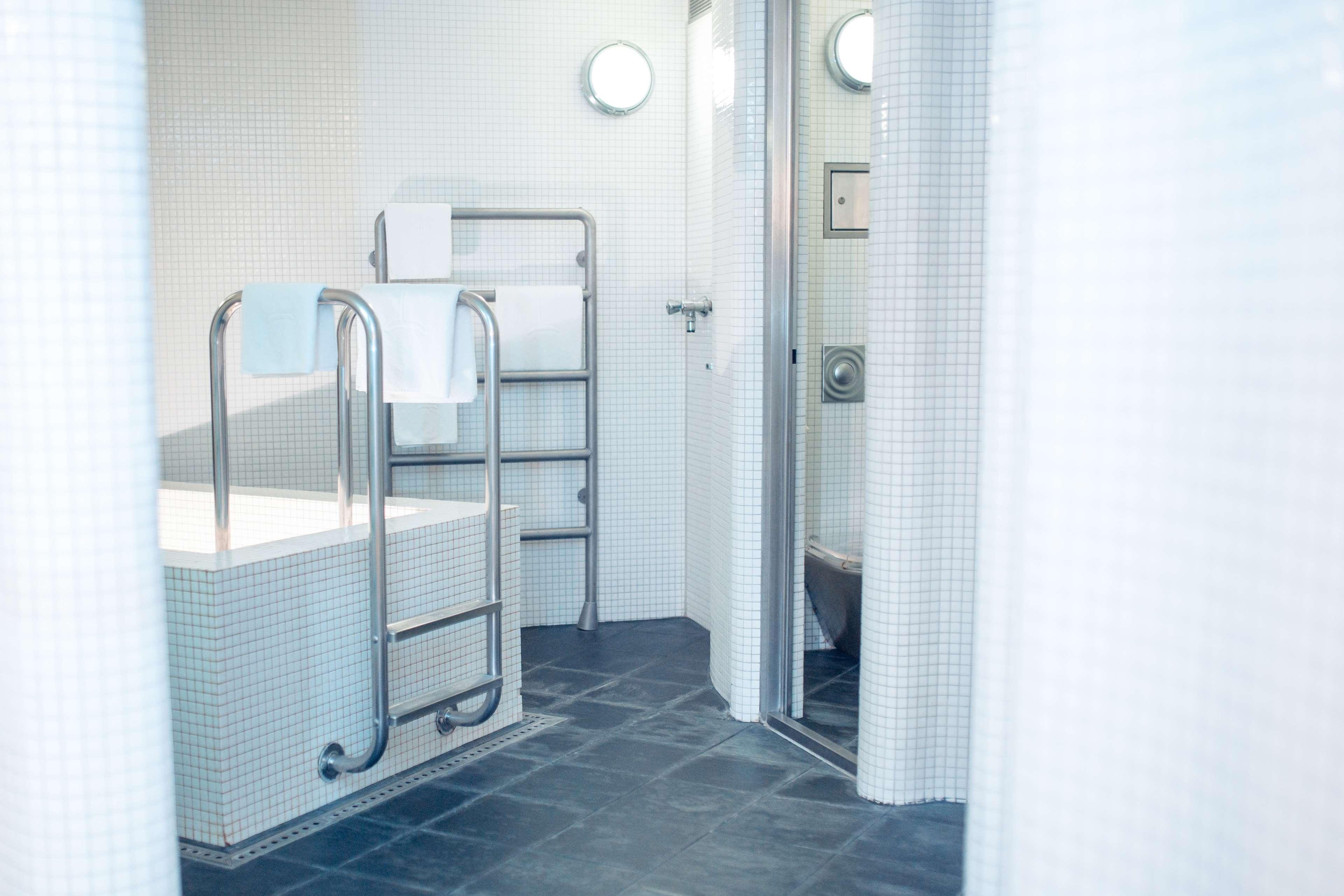 هتل Hotel Bleibtreu Berlin by Golden Tulip برلین