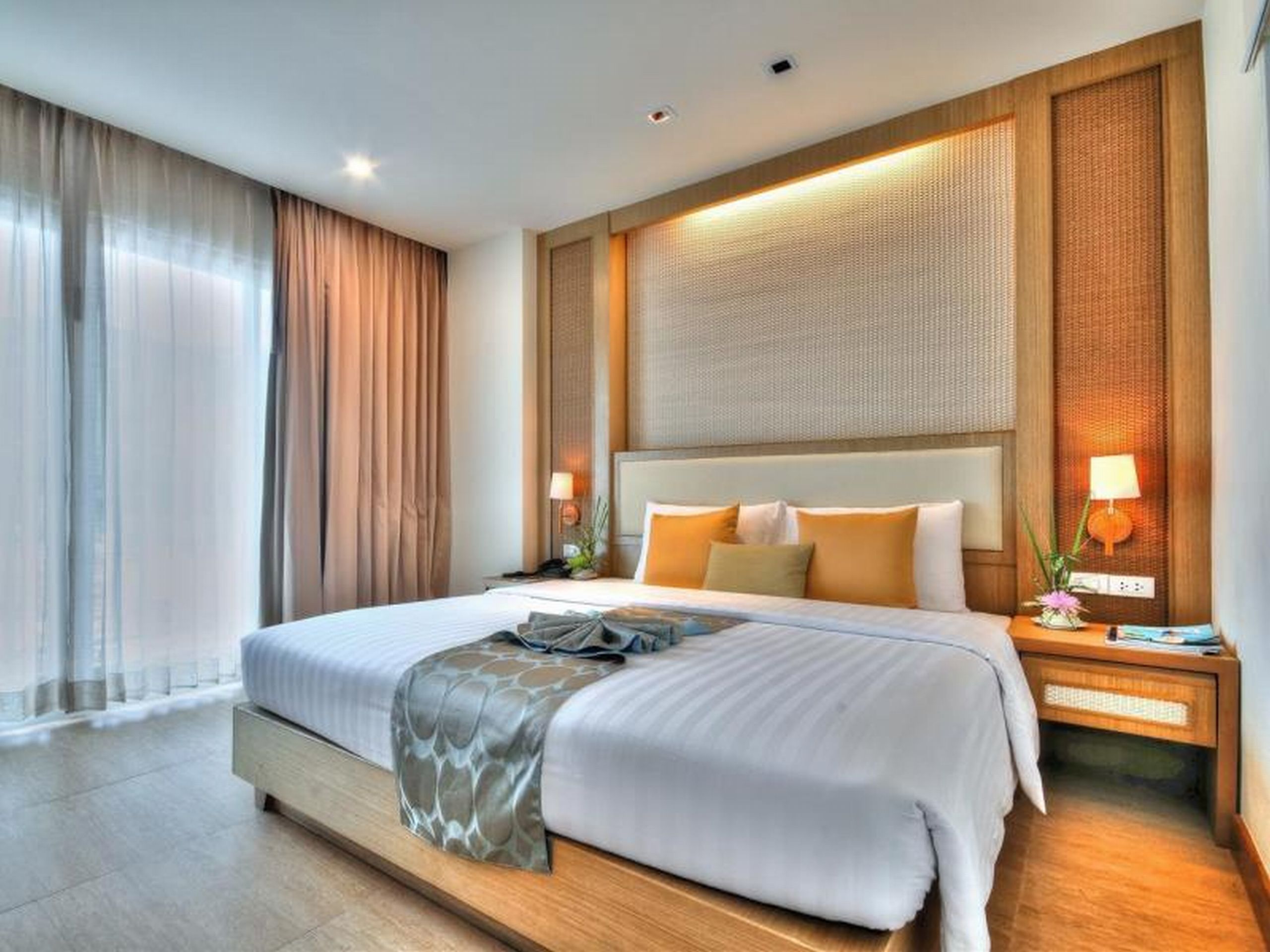 هتل The Ashlee Plaza Patong Hotel & Spa Patong