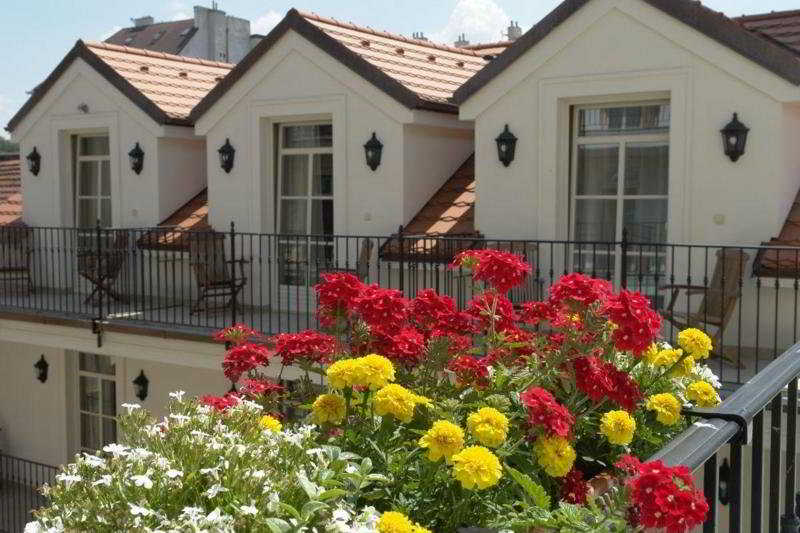 هتل Hotel Angelis پراگ