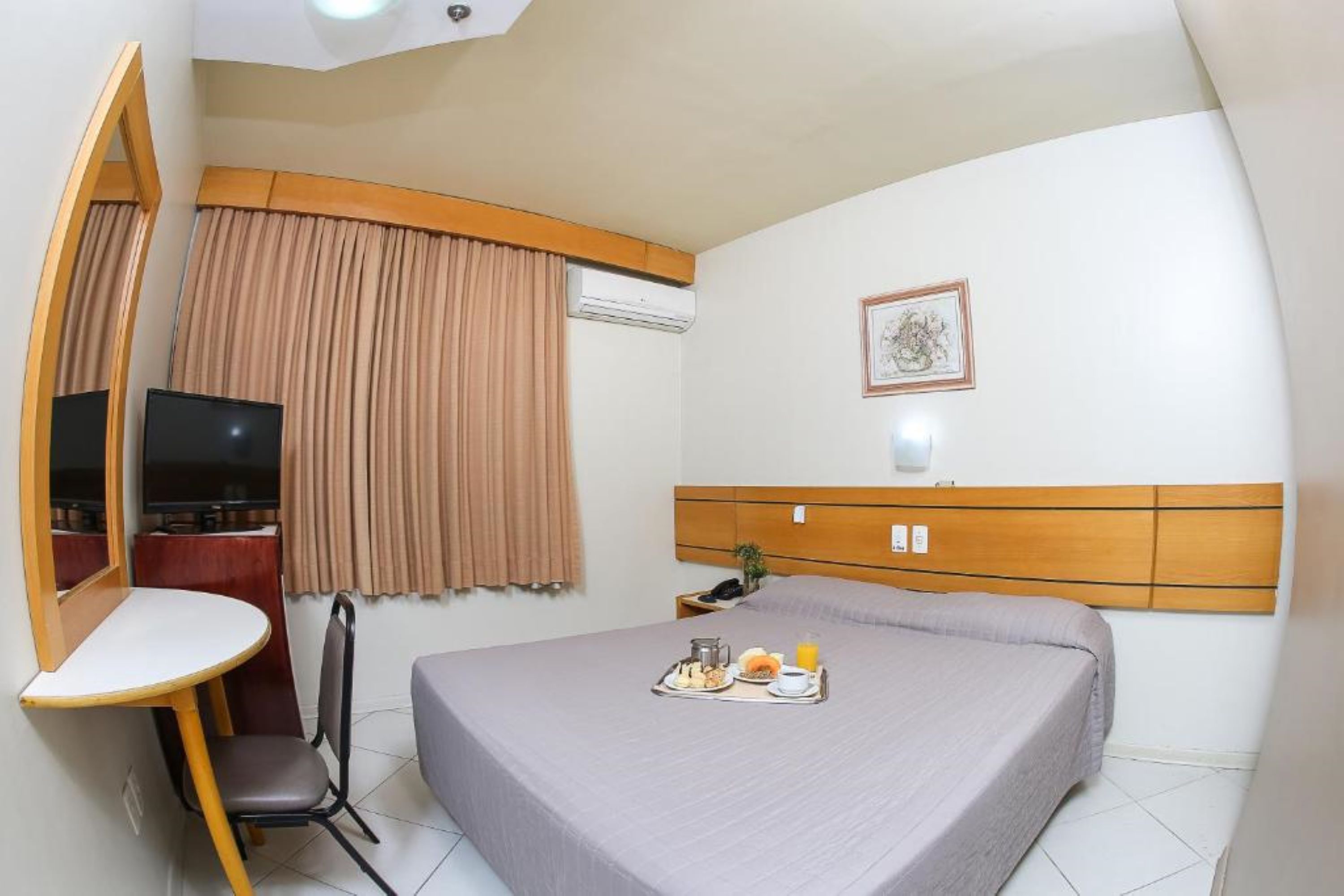 هتل Hotel Express Savoy Porto Alegre