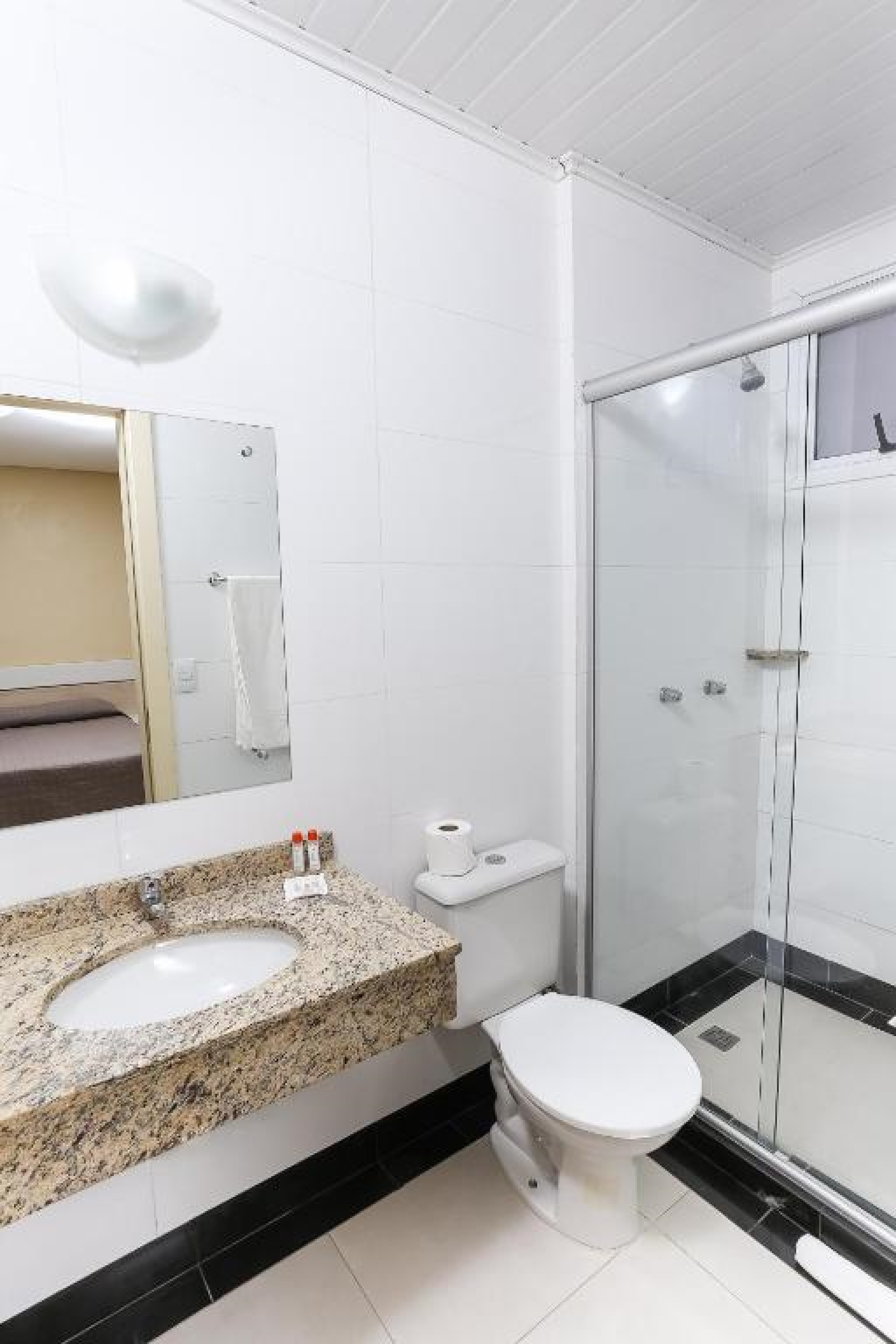 هتل Hotel Express Savoy Porto Alegre