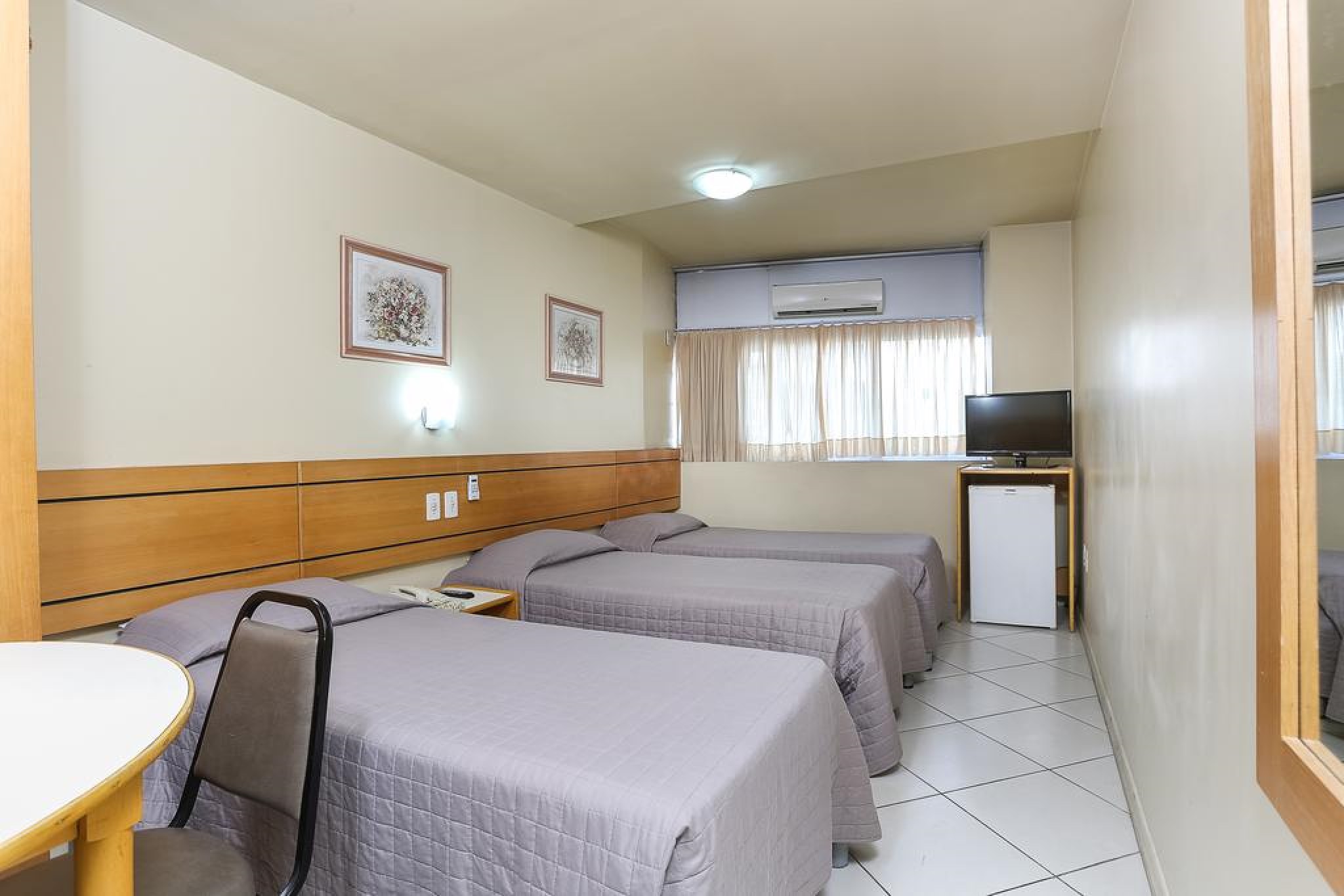 هتل Hotel Express Savoy Porto Alegre