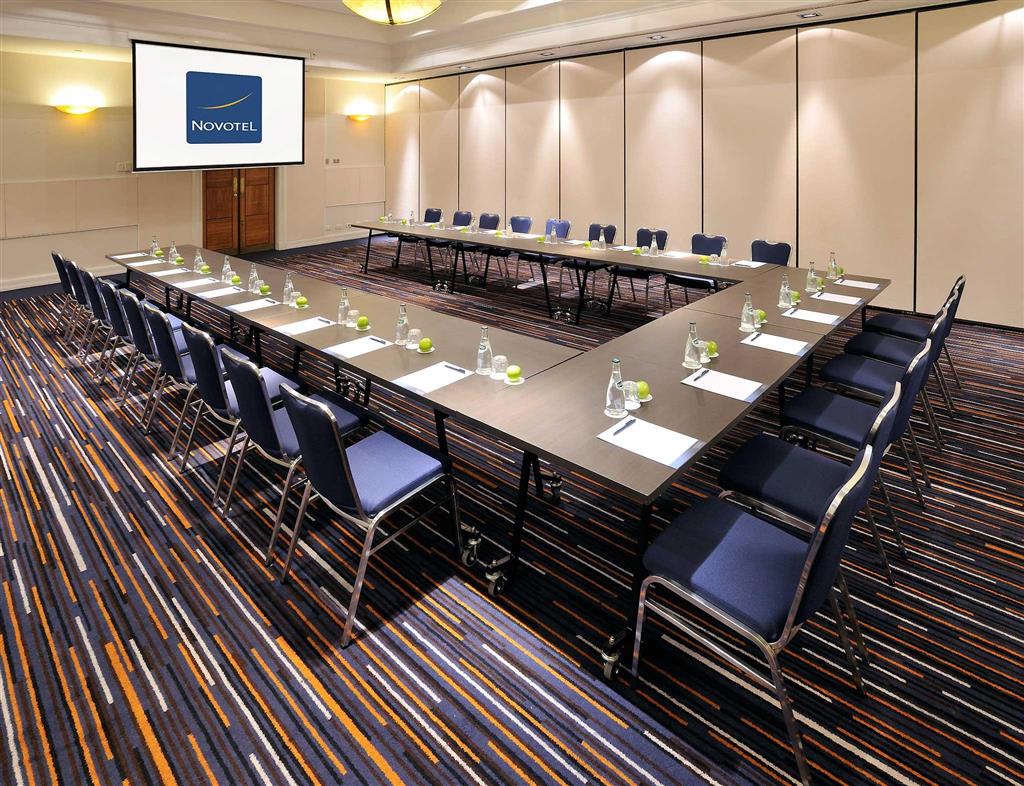 هتل Novotel Melbourne Glen Waverley Melbourne