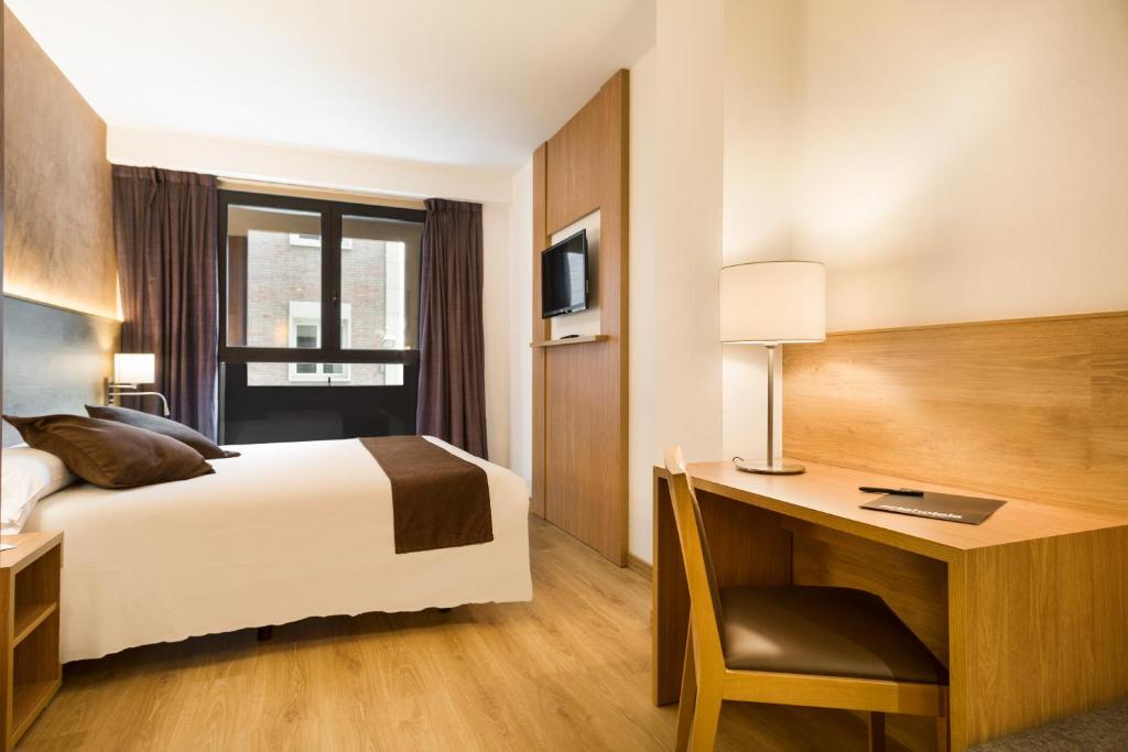 هتل Hotel Acta Azul Barcelona بارسلونا