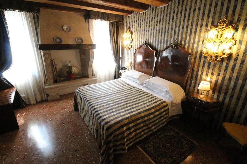 هتل Palazzo Abadessa ونیز
